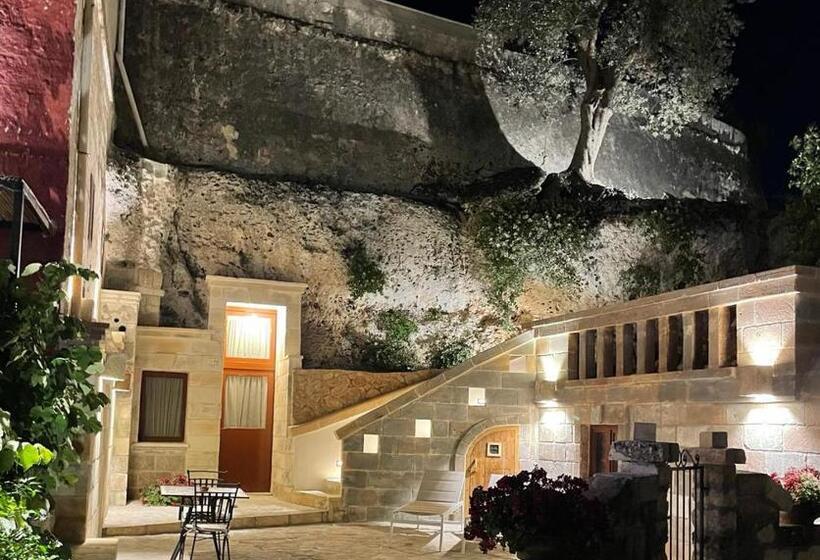 스위트 킹사이즈 침대, Masseria Torre Rossa