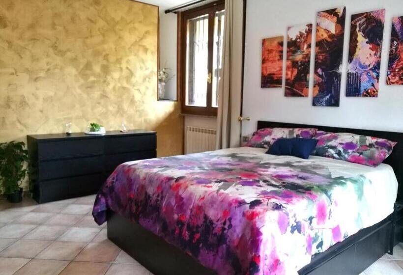 Номер Стандарт с Балконом, Foresteria Sirio