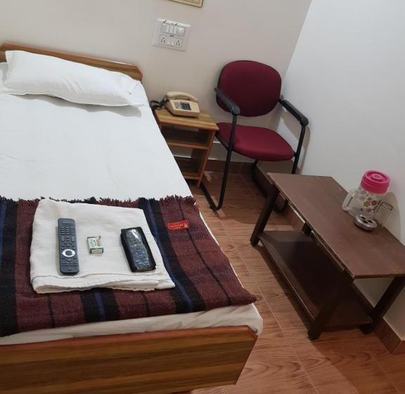 غرفة إقتصادية, Sri Kumara Lodge