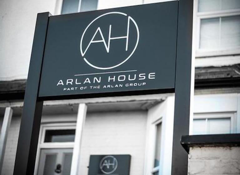 小型套房, Arlan House, Central Basingstoke