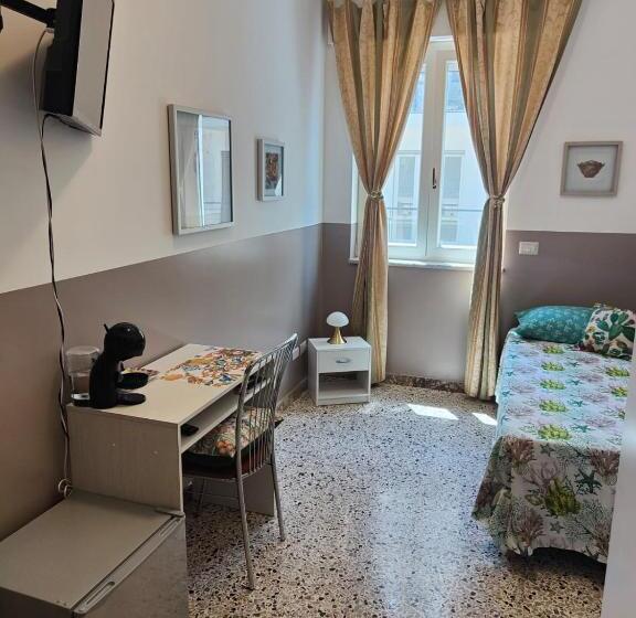 اتاق استاندارد یک نفره, I Mori In Campidoglio Affitta Camere