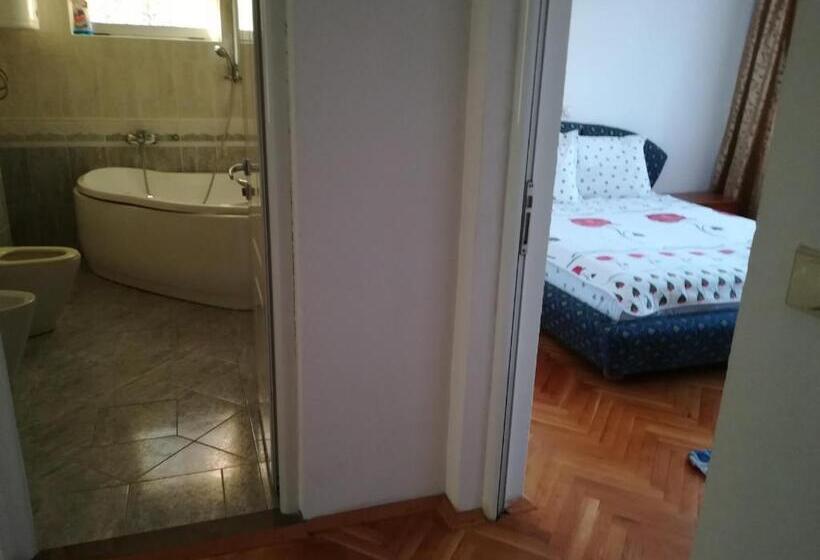 آپارتمان 2 خوابه, Vila Sentić