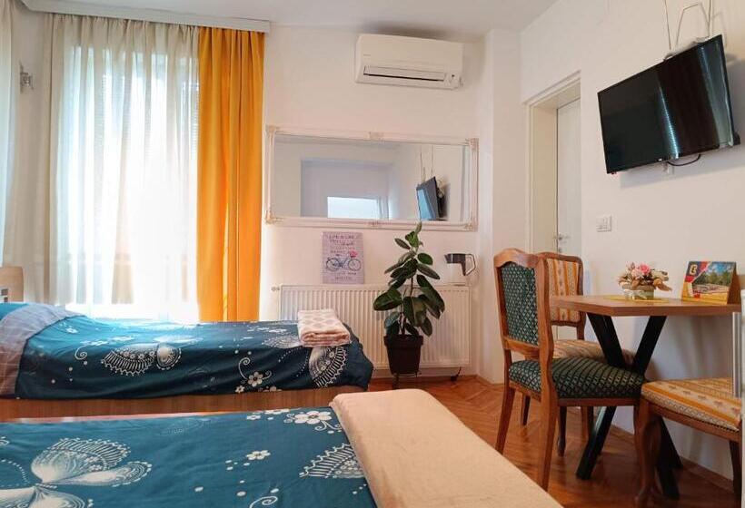 استودیوی استاندارد, Vila Sentić