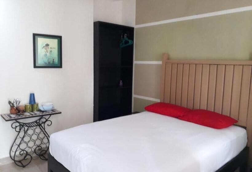 اتاق لوکس, Bea Rooms And Studios
