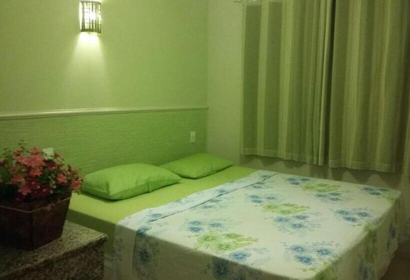 샬레, Pousada E Restaurante Maria Das Flores