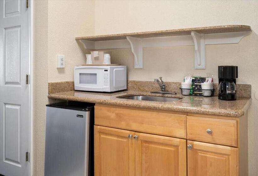 اتاق استاندارد اینتریور, Carousel Resort Hotel And Condominiums