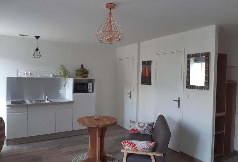 Студия Deluxe, Résidence 14 Moulins