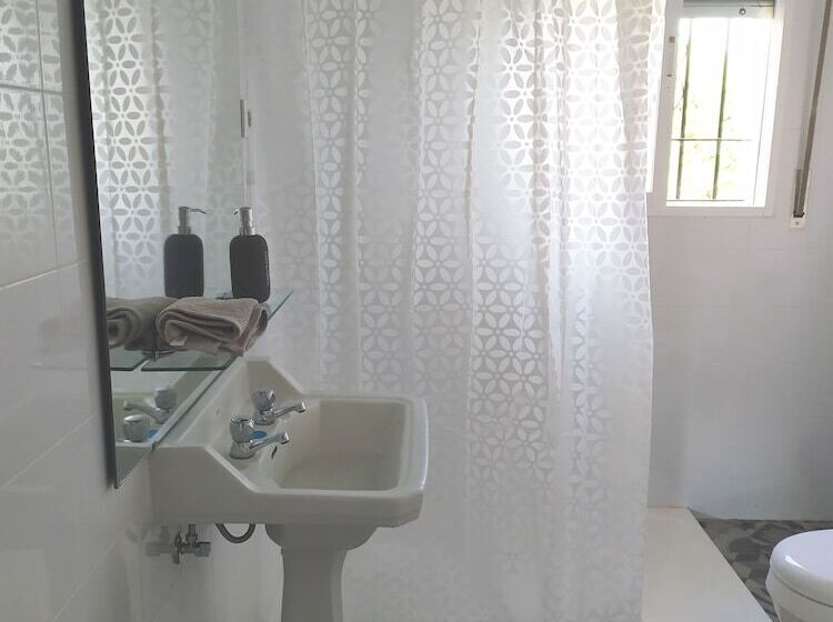 Семейный Номер, Casa Alana Cinnamon Beach House