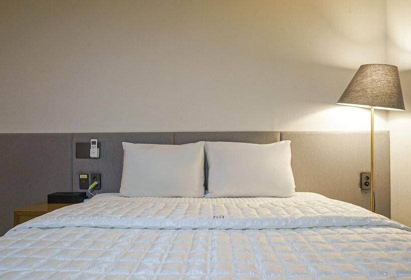 Quarto Deluxe Cama King, Mtm Family