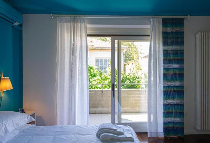 Habitació Deluxe amb Balcó, L'angolo Di Lore B&b