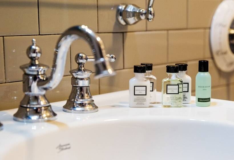 キングサイズベッドのスタンダードルーム, Colgate Inn