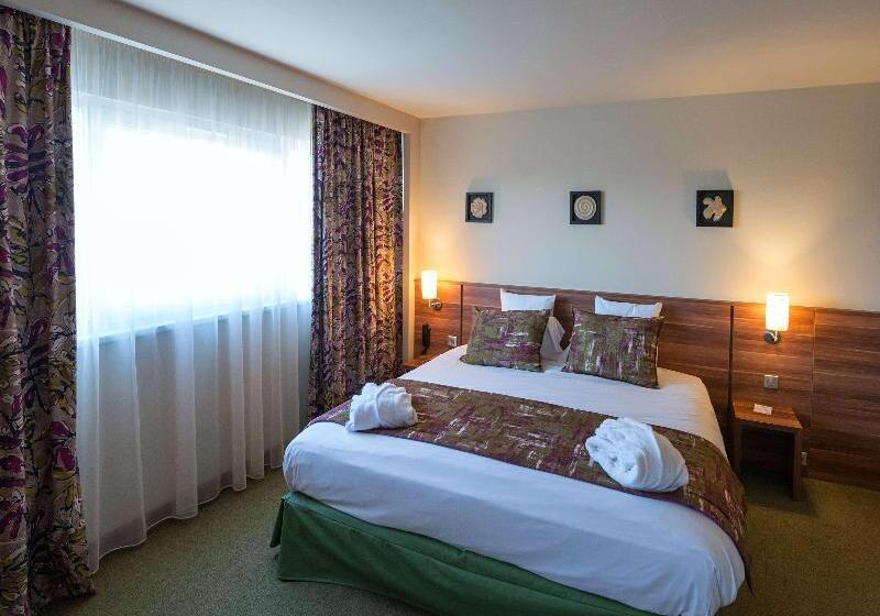 带大床的标准间, Holiday Inn Express Anaheim West By Ihg
