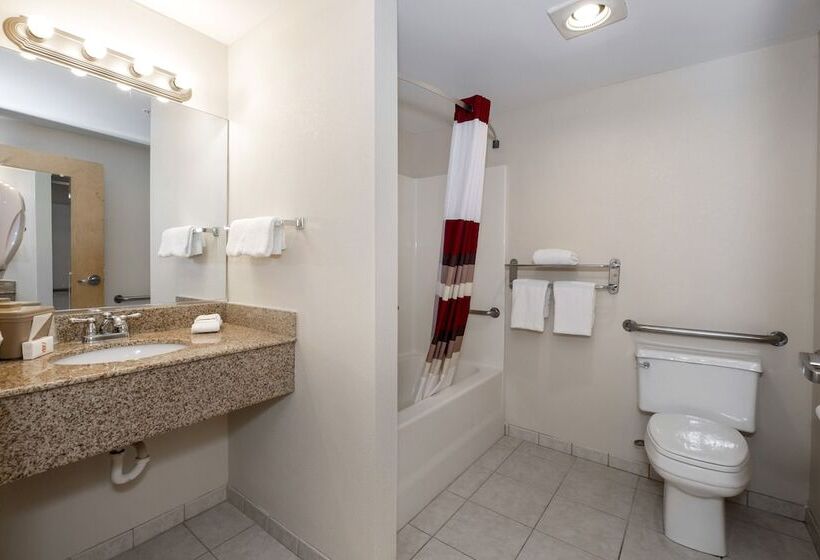 Номер Deluxe Адаптированный для Инвалидов, Red Roof Inn Clifton Park