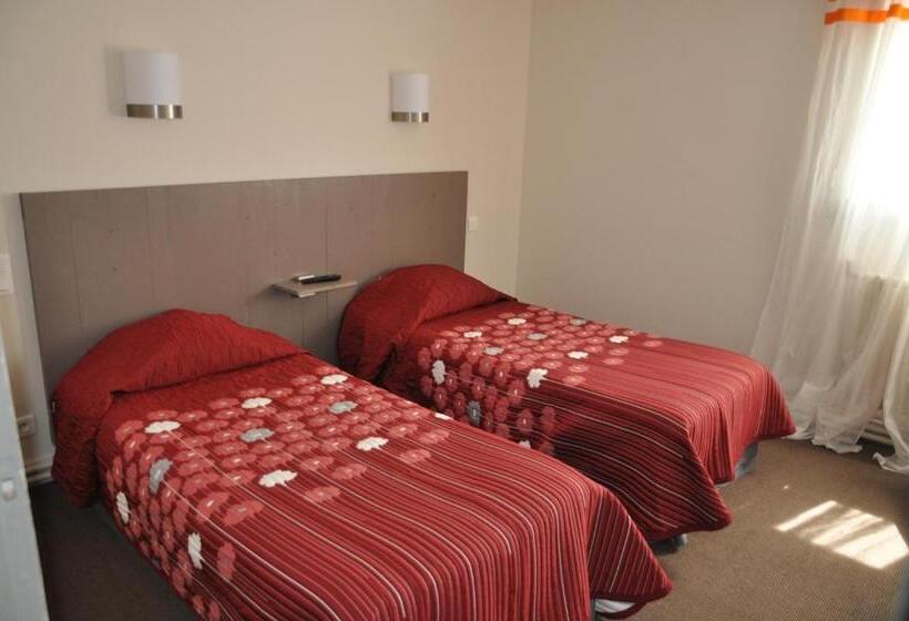 Номер Стандарт, Auberge Des Platanes