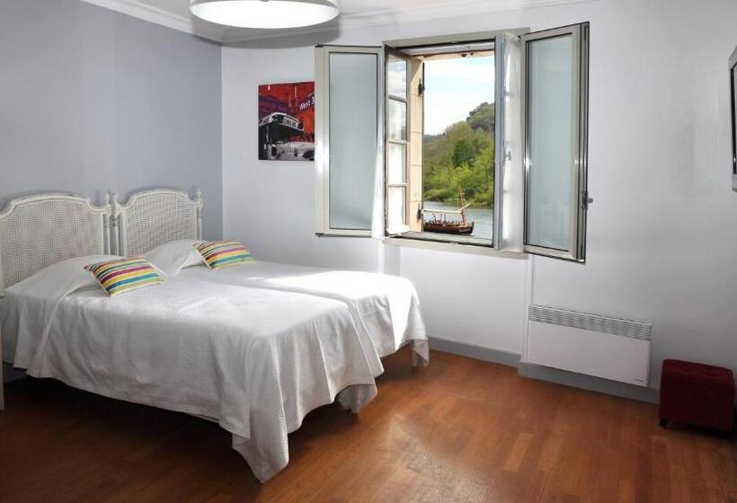 Семейный Номер, Auberge Des Platanes