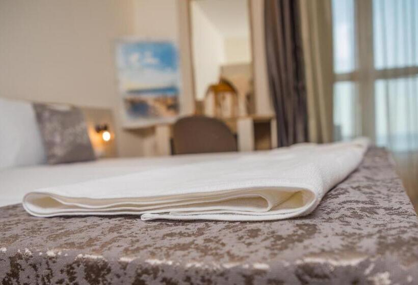 Апартаменты 1 Спальня, Allure Beach Resort Apart