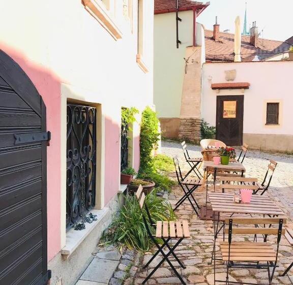 Standard room with outdoor bath, Boutique Apartments U Rolanda, Mikulášské Náměstí