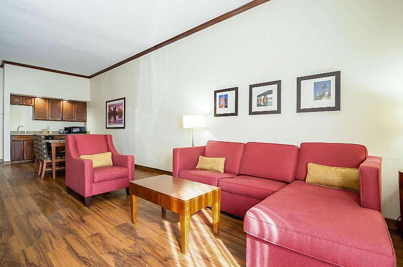 Suite Llit King, Comfort Suites Innsbrook  Short Pump