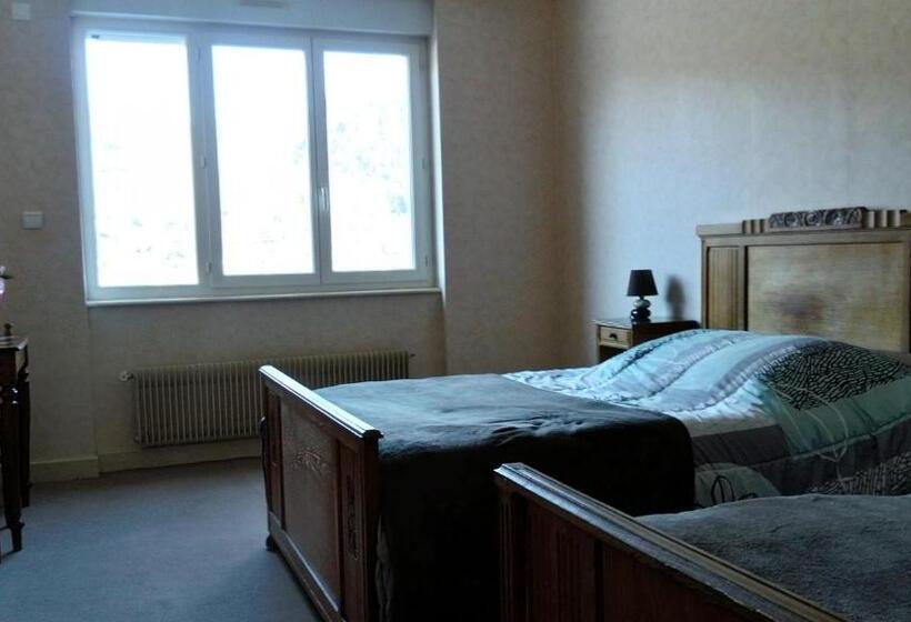 Четырехместный Номер Стандарт, Hôtel St Joseph
