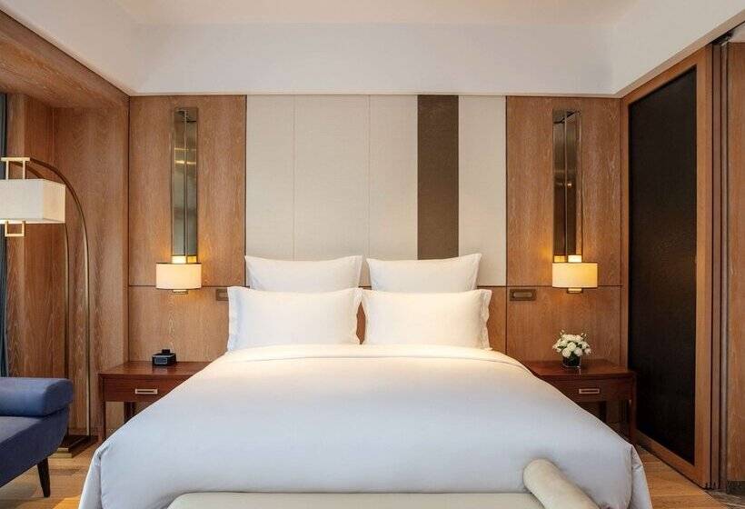 Номер Deluxe с Балконом, Pullman Changbaishan Resort