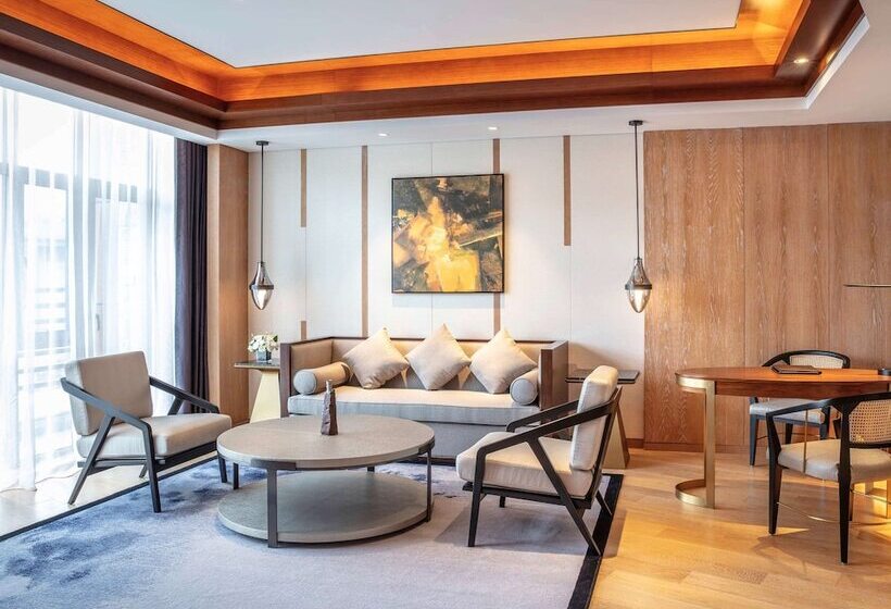 Люкс Повышенной Комфортности, Pullman Changbaishan Resort