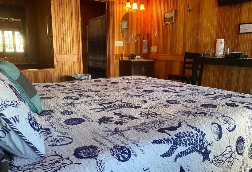 Стандартный Номер Кровать Кинг, Whistling Winds Motel
