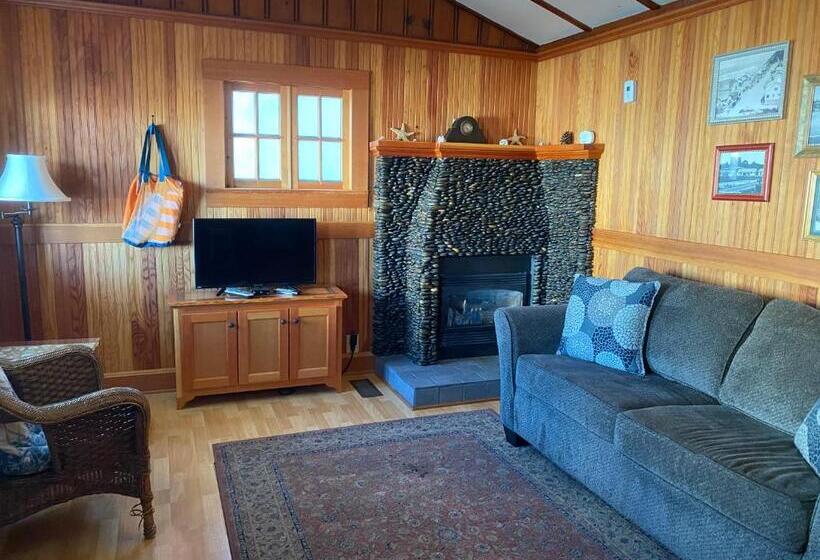Номер Deluxe, Whistling Winds Motel