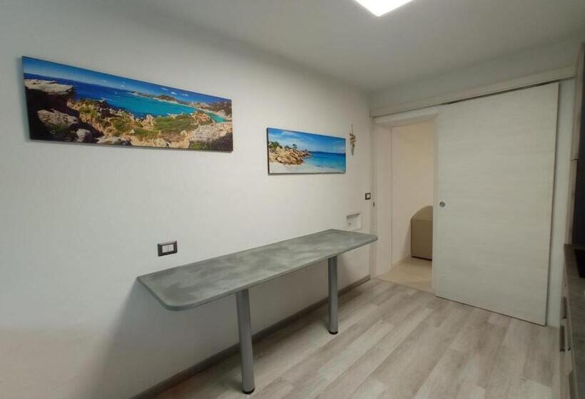 Familienzimmer, Villaggio Est Affittacamere