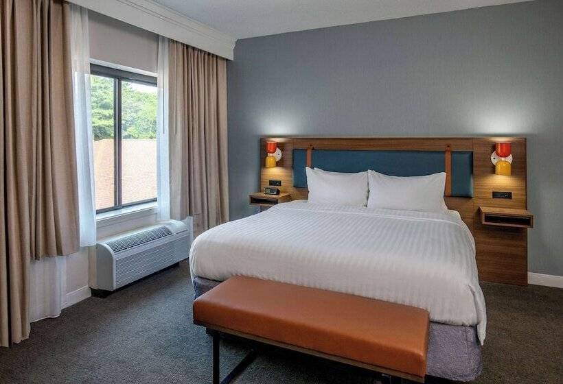 Люкс, Sonesta Select Boston Foxborough Mansfield