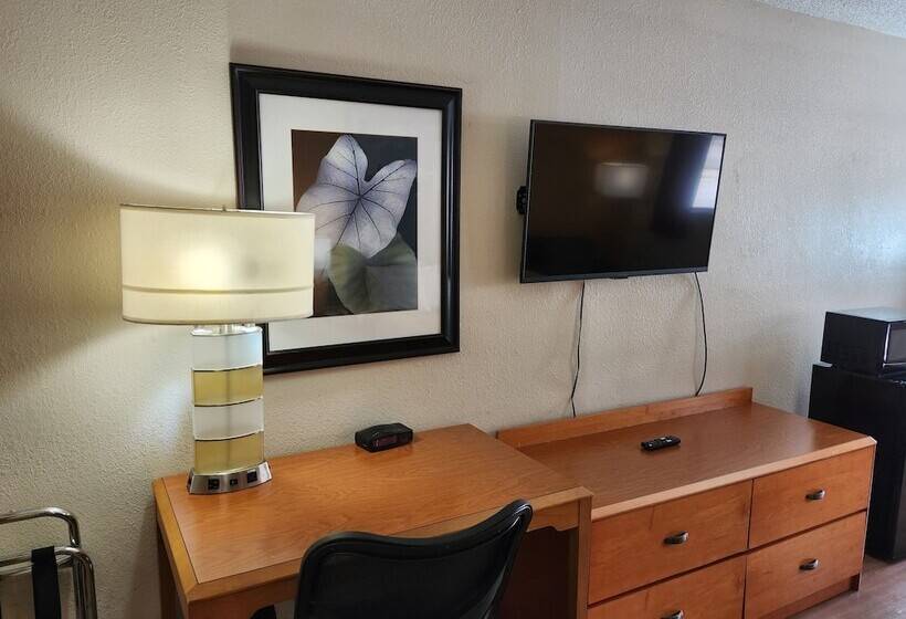 Номер Стандарт 2 Двуспальные Кровати, Westspring Inn   Westlake Cleveland