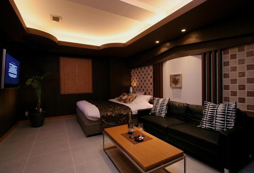 Номер Deluxe, Banjar
