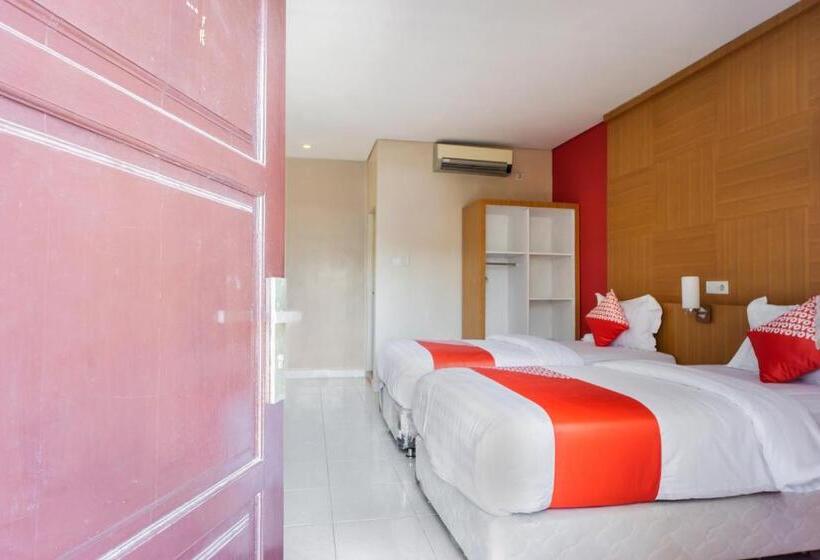اتاق لوکس, Oyo 1636 Wisma Kuta Karang