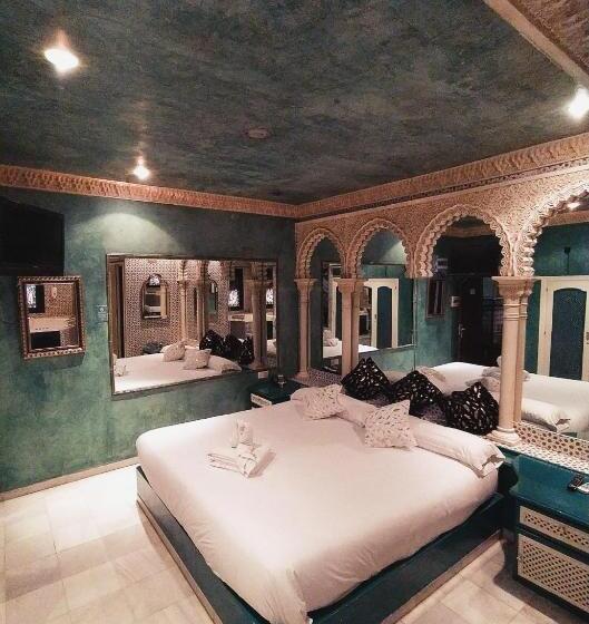 اتاق استاندارد با تخت بزرگ, Hostal Avenida Andalucia   Solo Adultos