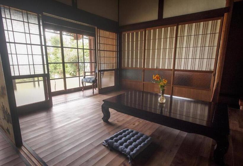 Трехместный Номер Deluxe Вид на Море, Kumano Winery Guest House