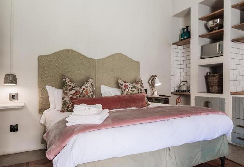 Люкс Вид на Сад, Veranda House Boutique Accommodation
