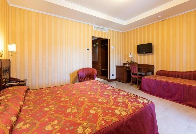 Номера Классика Нижний Этаж, Lido   Beach And Palace