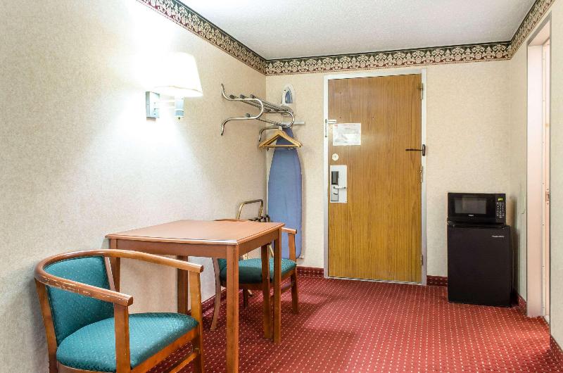 带大床的标准间, Inn At York
