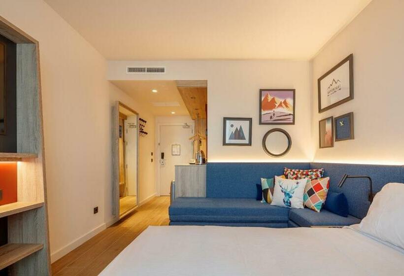 家庭间, Hampton By Hilton Alcobendas Madrid