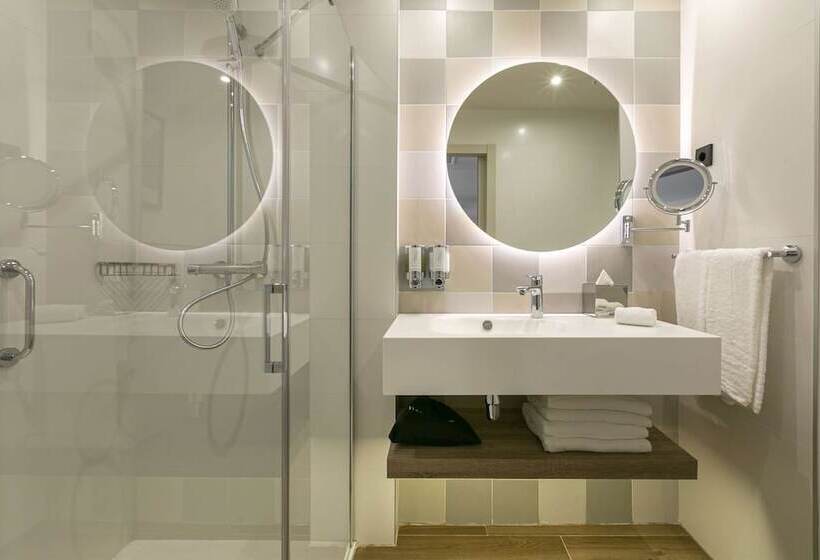 Семейный Номер, Hampton By Hilton Alcobendas Madrid