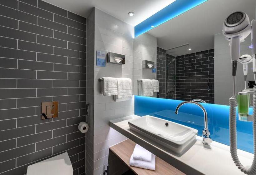 Номер Стандарт, Holiday Inn Express Göttingen, An Ihg