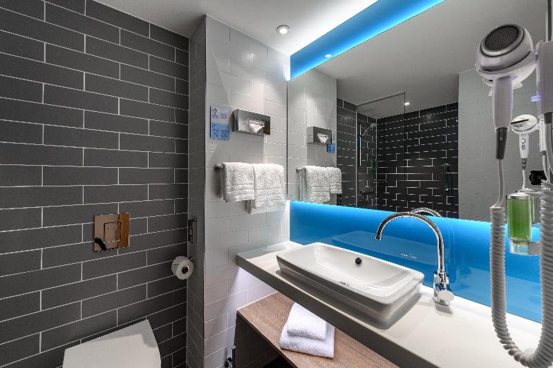 Номер Стандарт, Holiday Inn Express Göttingen, An Ihg