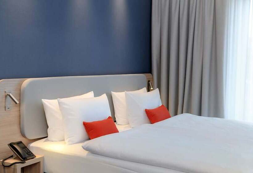 Номер Стандарт, Holiday Inn Express Göttingen, An Ihg