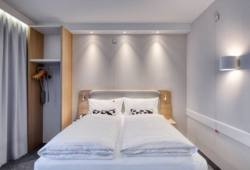 Номер Стандарт, Holiday Inn Express Göttingen, An Ihg