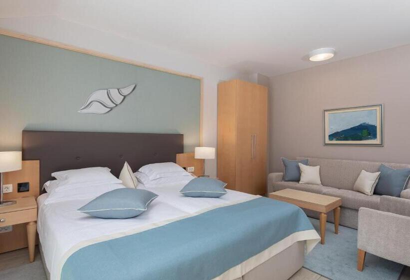 Студия Стандарт Вид на Море, Aparthotel Flora