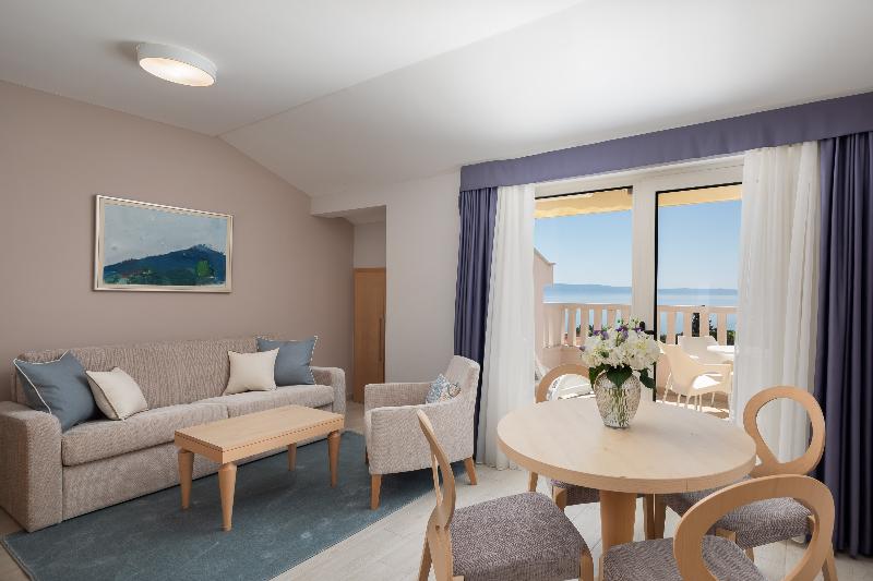 Апартаменты 1 Спальня Вид на Море, Aparthotel Flora