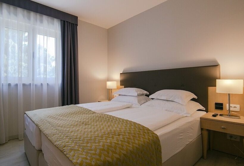 Студия Стандарт, Aparthotel Flora