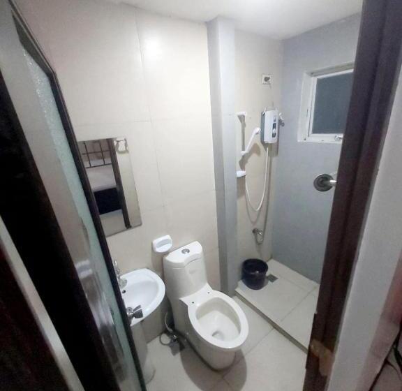 غرفة قياسية ثلاثية, Cosmo Hotel Espana Near Ust