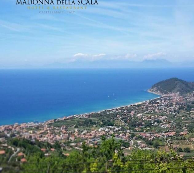 Четырехместный Номер Стандарт Вид на Море, Madonna Della Scala