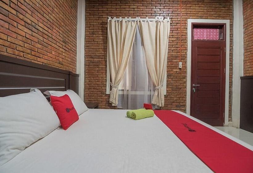 Номер Deluxe, Reddoorz Plus Near Cambridge City Square 2