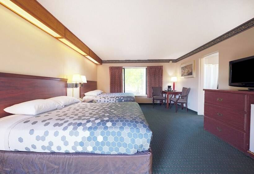 Номер Стандарт 2 Двуспальные Кровати, Broadway Inn Portland Downtown